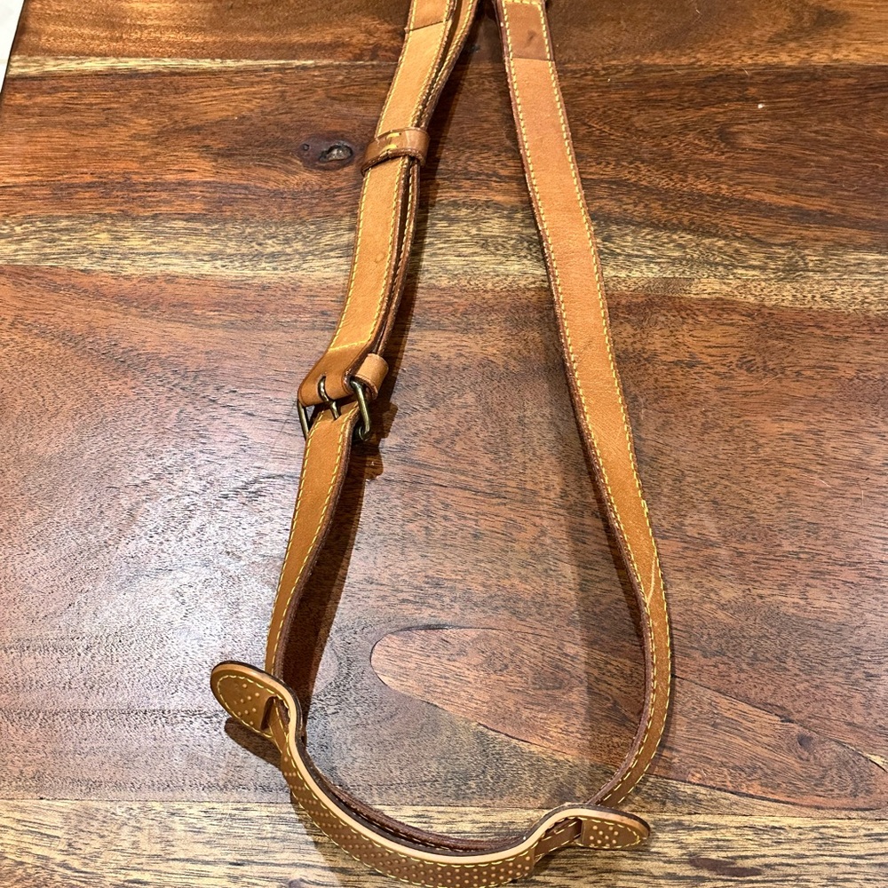 Louis Vuitton Brown Leather Strap with Gold Hardware - Picture 10 of 11